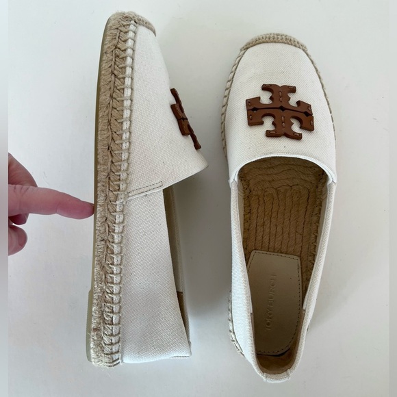 Tory Burch Shoes - Tory Burch Everly Cotton Canvas Espadrille in Cream Off White Brie/Amber, size 6
